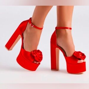 Platform sandals heels.silky satin flower ankles straps..